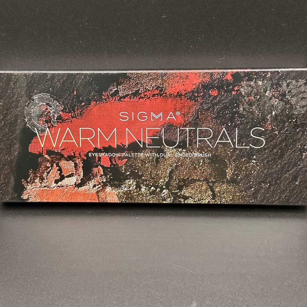 NIB Sigma Beauty Warm Neutrals Palette with Dual-Ended Brush RETAILS $65